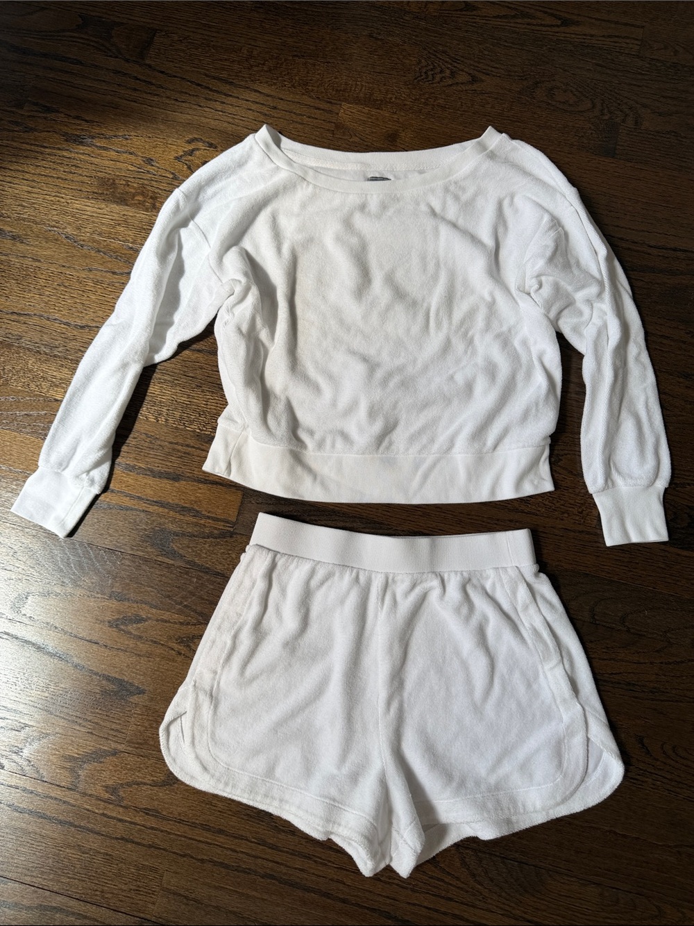 GAP White Terry Cropped Sweatshirt & Lounge Shorts Set